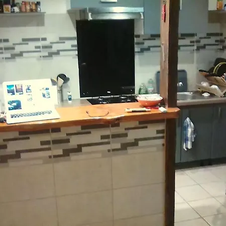 2+1 Couchages + Sdb Dans Renove. Apartament *